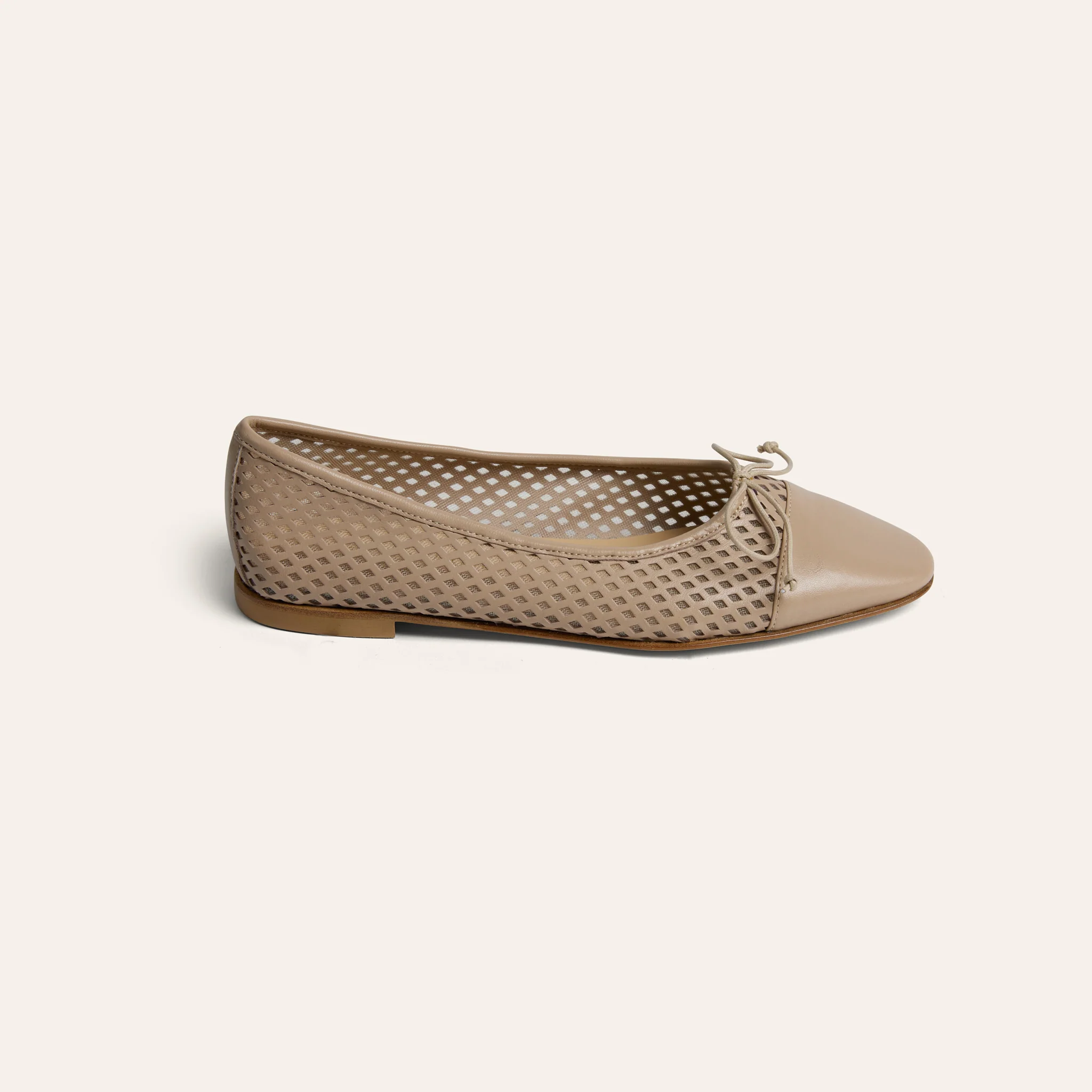 Como - Perforated Beige - Image 4