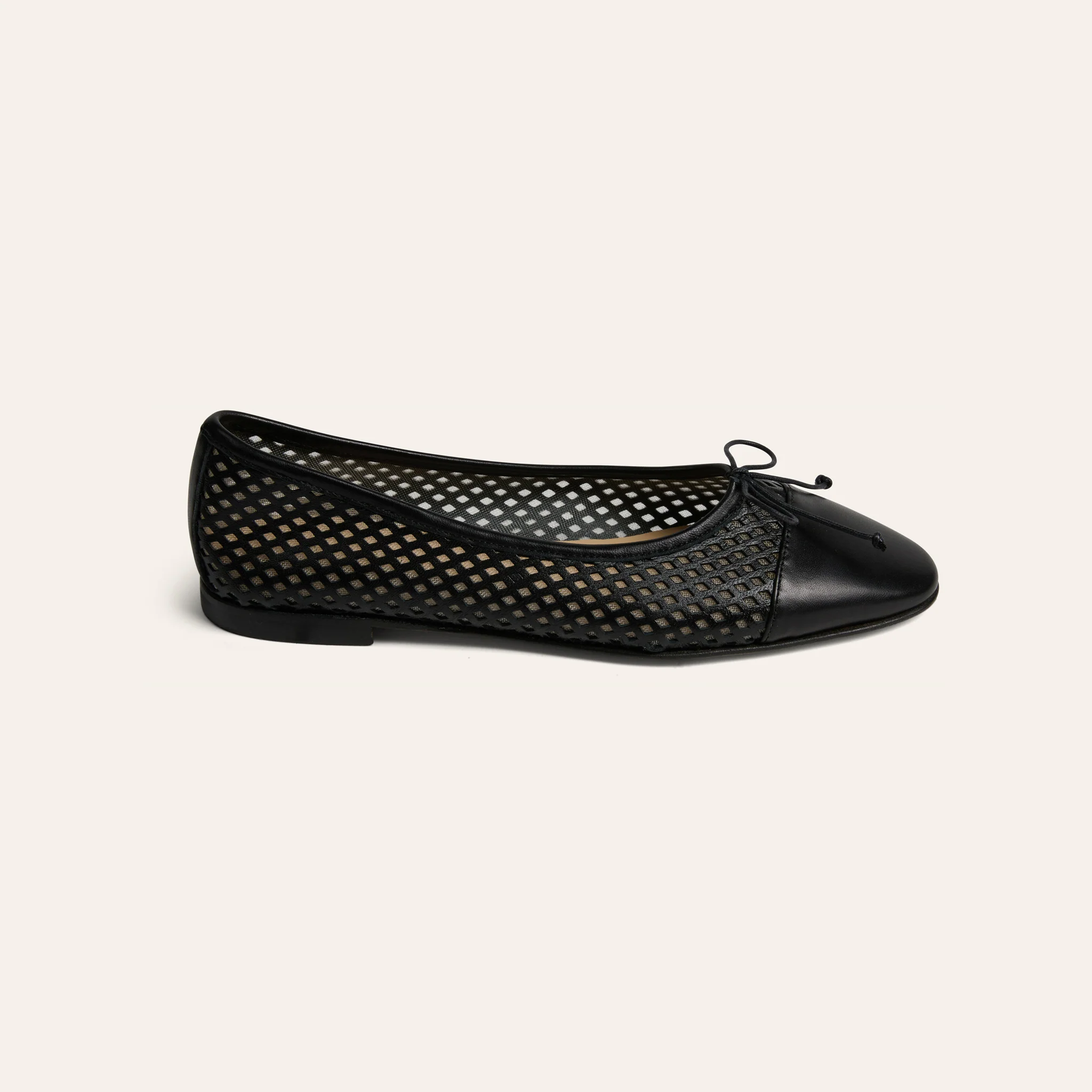 Como - Perforated Black Leather - Image 4