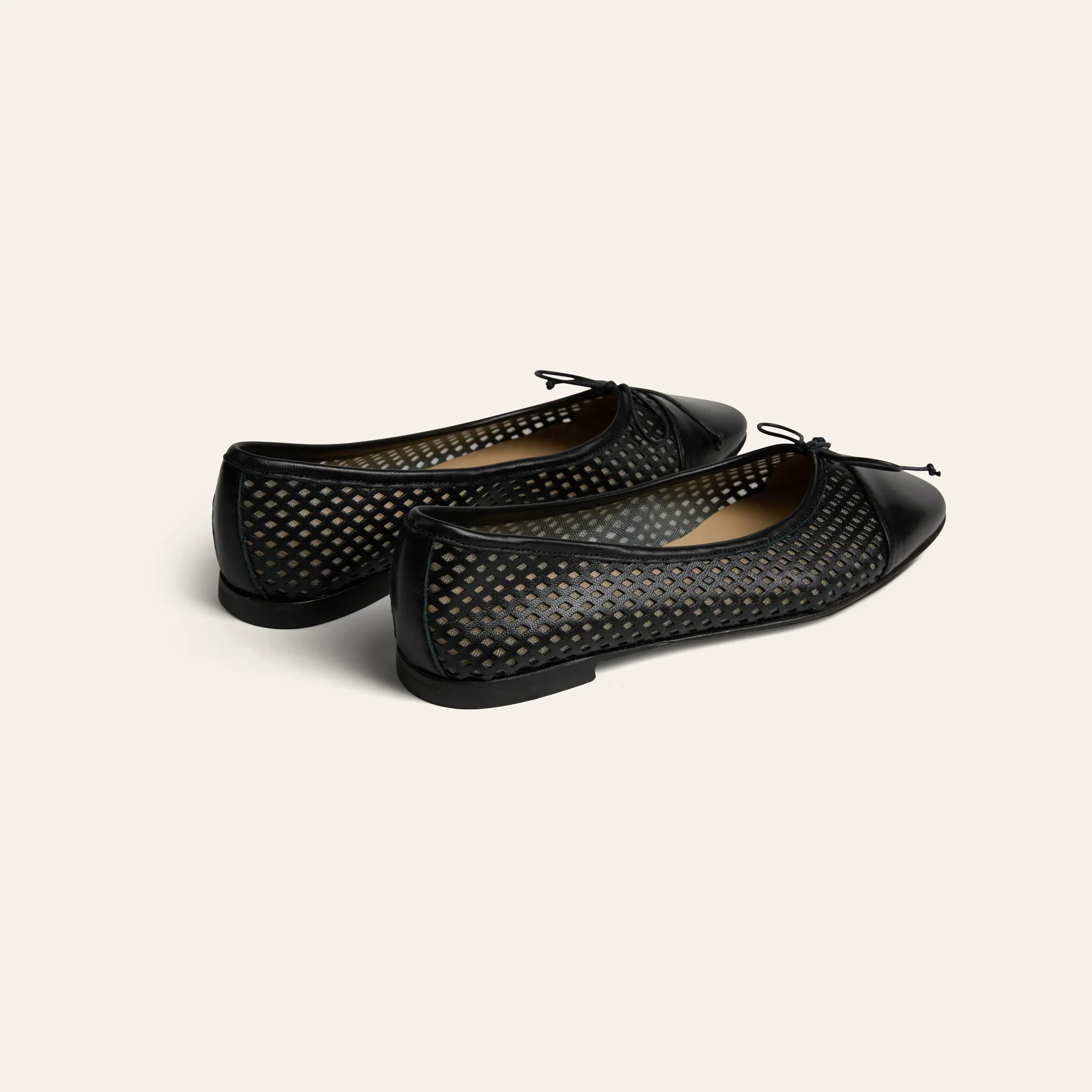 Como - Perforated Black Leather - Image 5