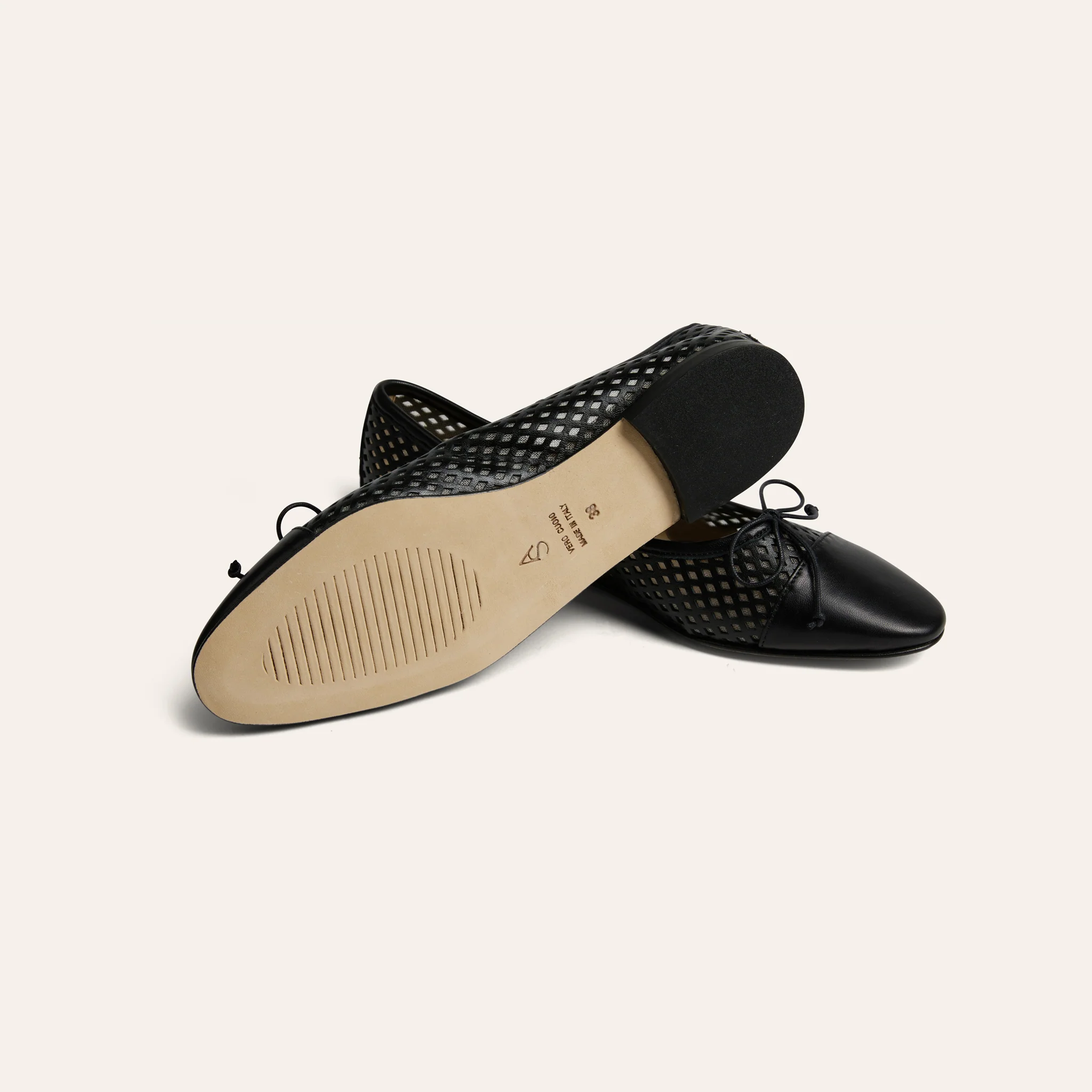 Como - Perforated Black Leather - Image 6
