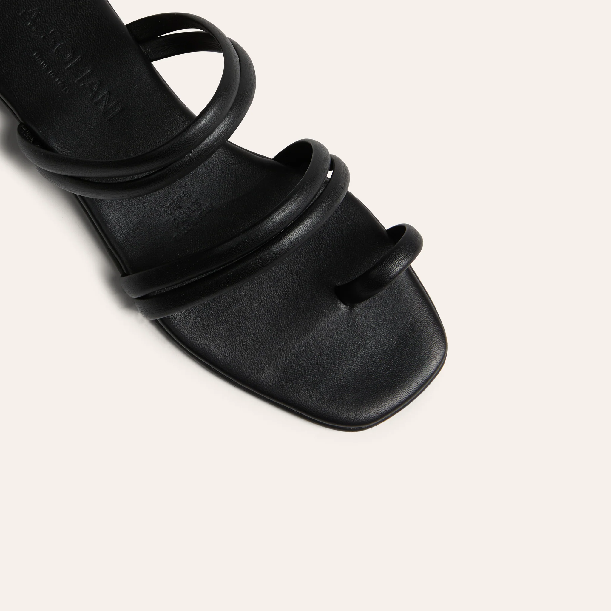 Cortina - Black - Image 6