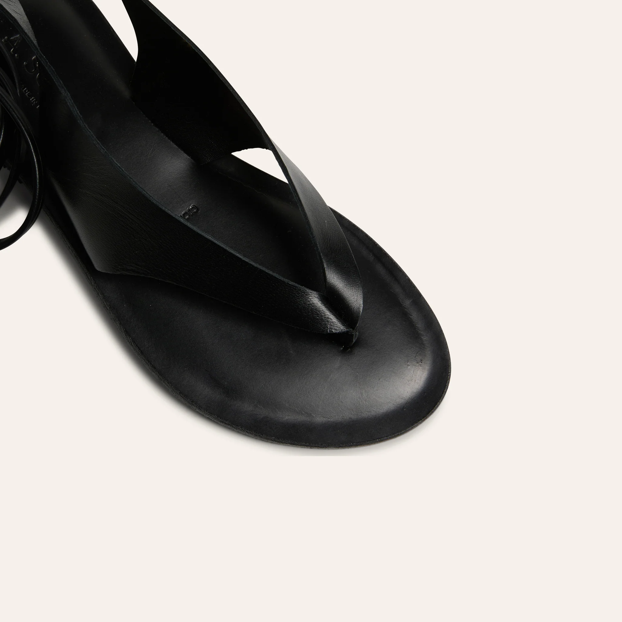 Doria - Black - Image 5