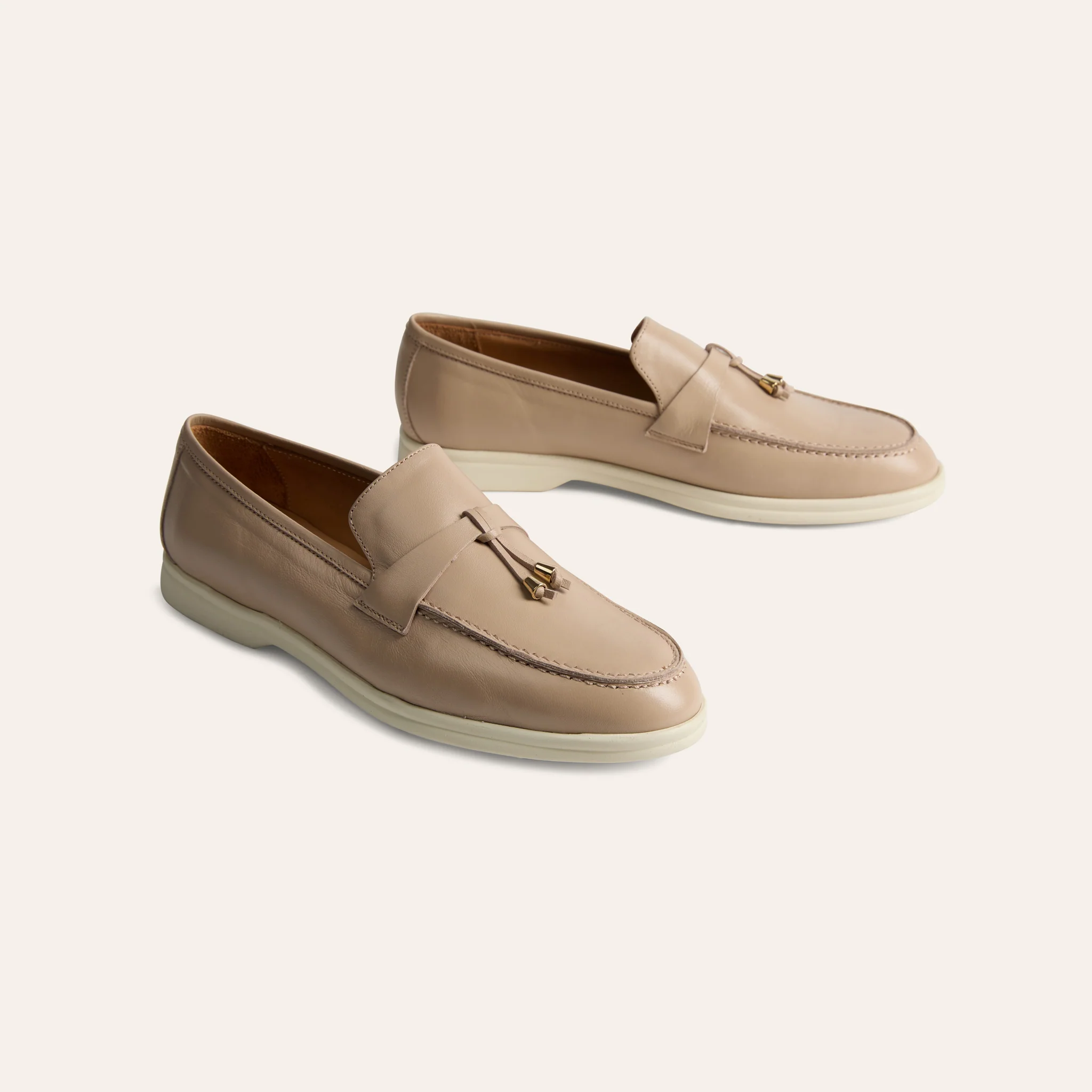 Lisa Tassels- Beige