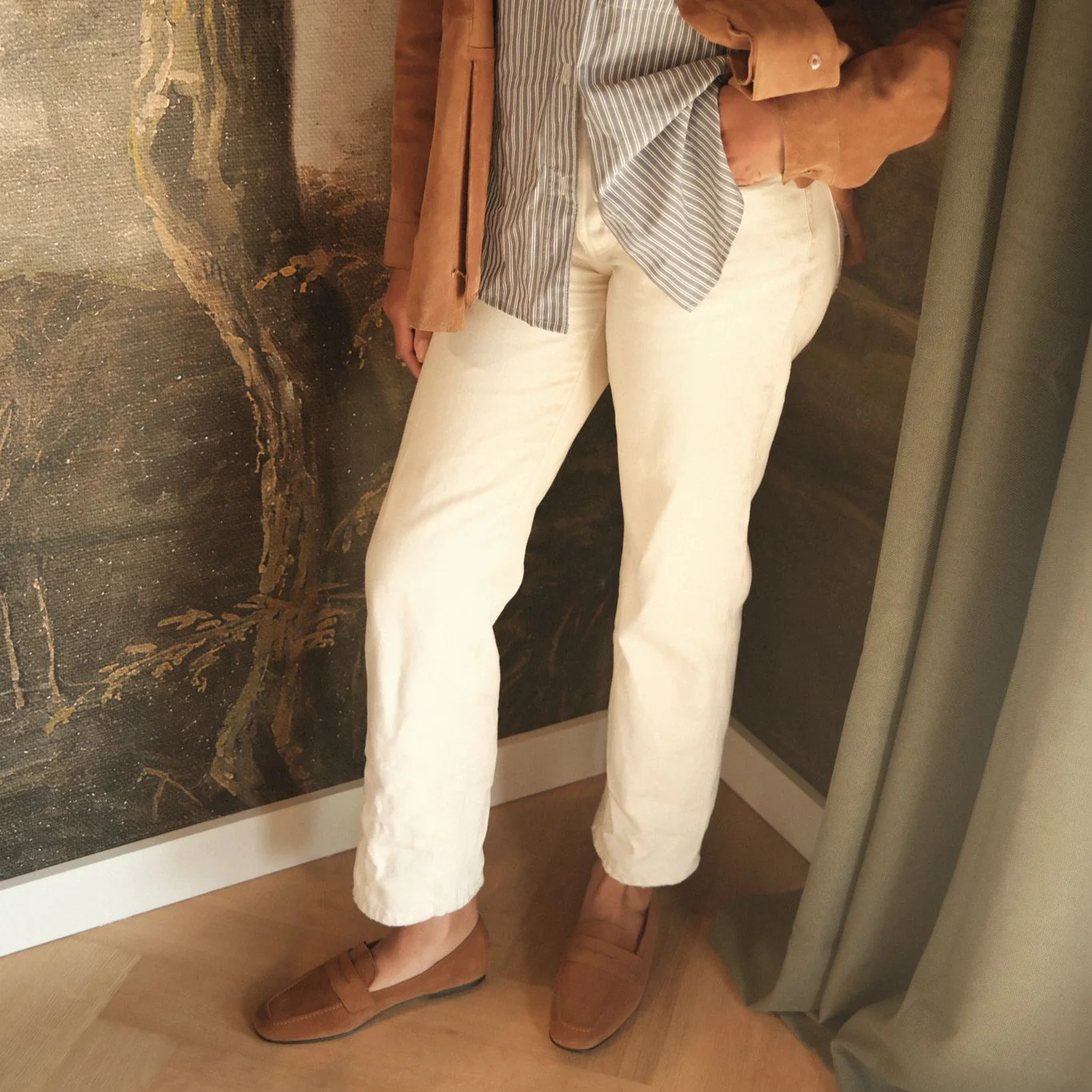 Lodi Due - Amaretto Suede - Image 3