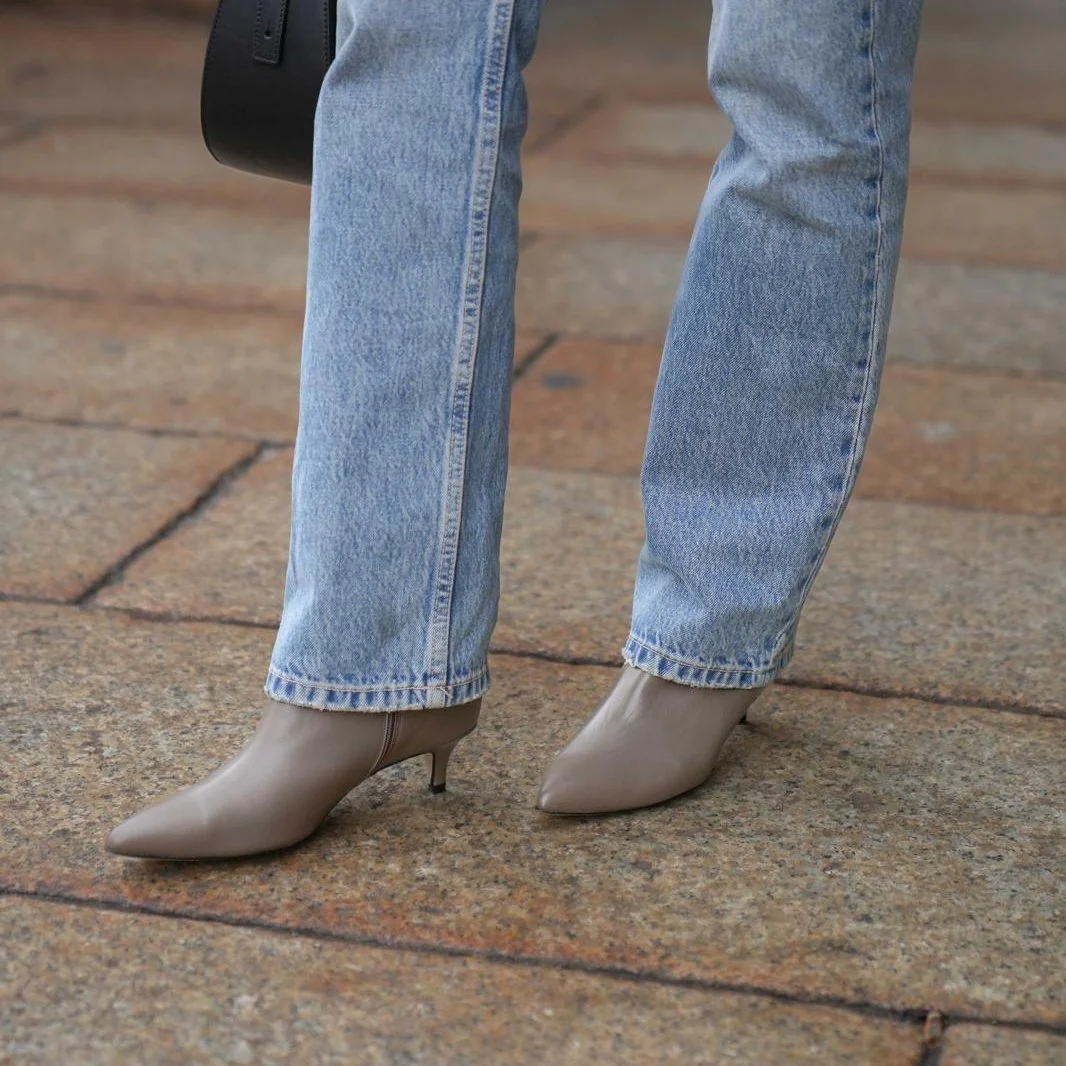 Mantova - Taupe Leather - Image 2