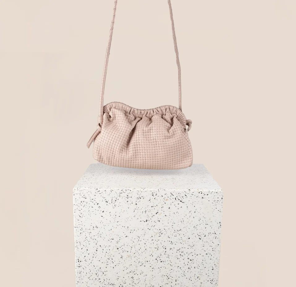 Onda - Beige Nude Cassette Bag