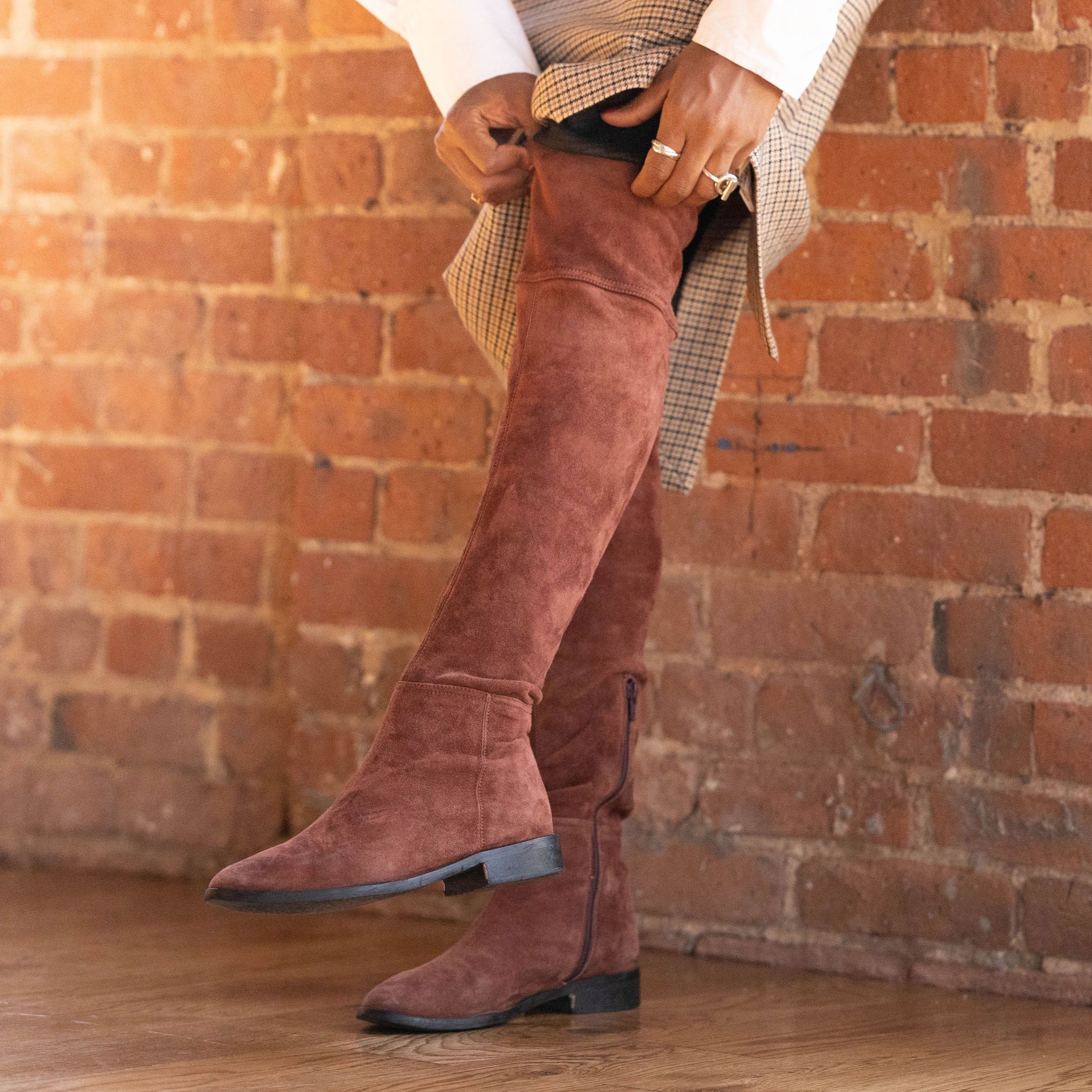 Pisa - Rust Suede - Image 2