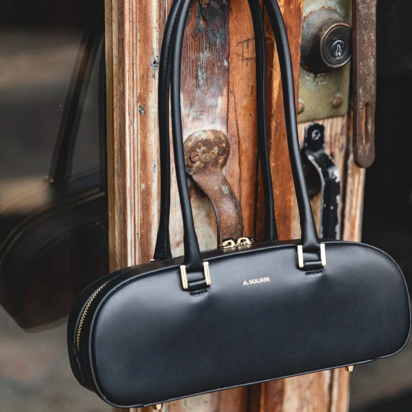 Riva-Black Leather - Image 3