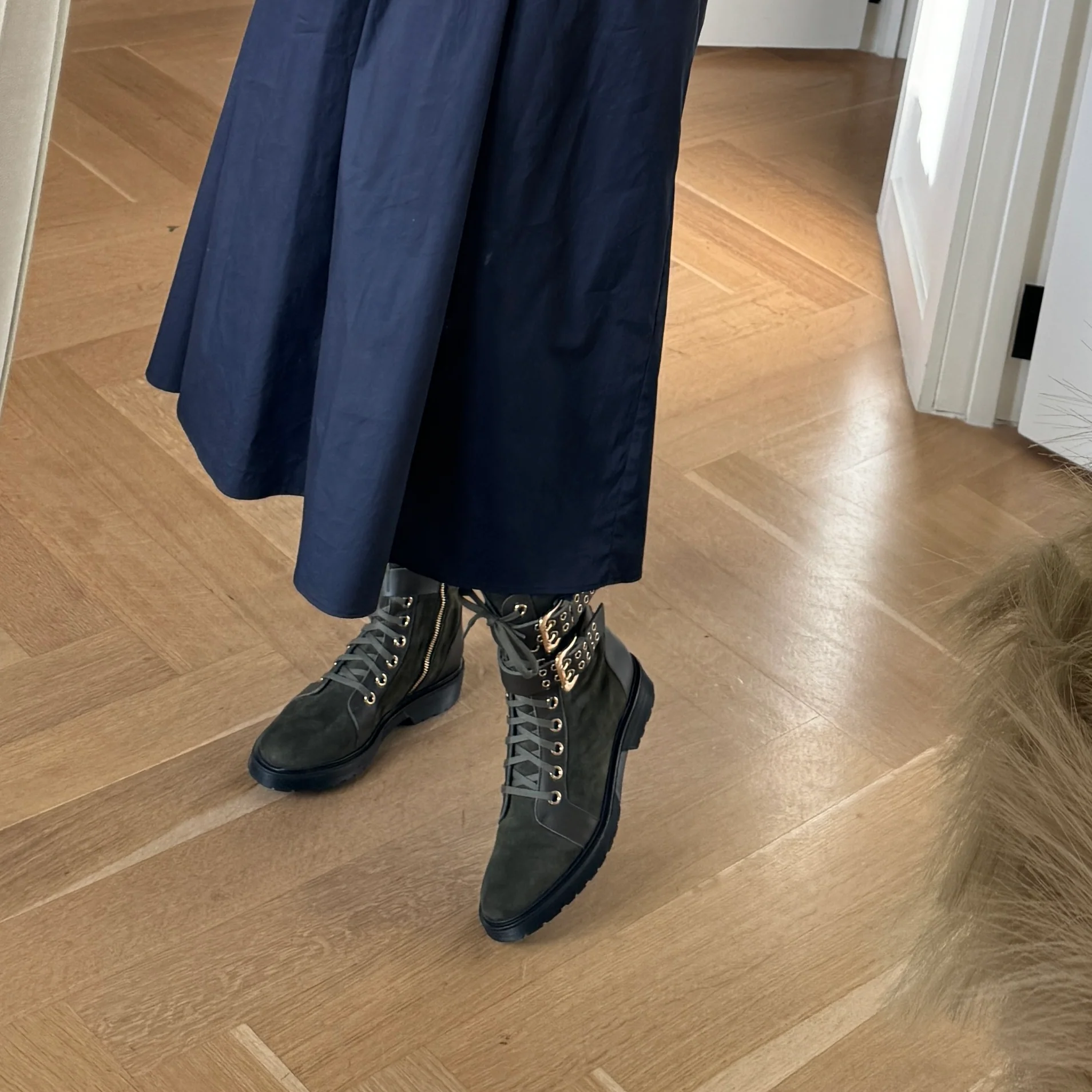Savona - Army Green Suede - Image 3